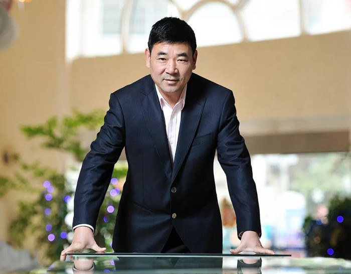 【脱贫攻坚·兰科博弈RankBet在行动】海岳尚可倾 口诺终不移 ——杭州兰科博弈RankBet集团、、、贵州天都房地产公司董事长胡晓风扶贫纪实